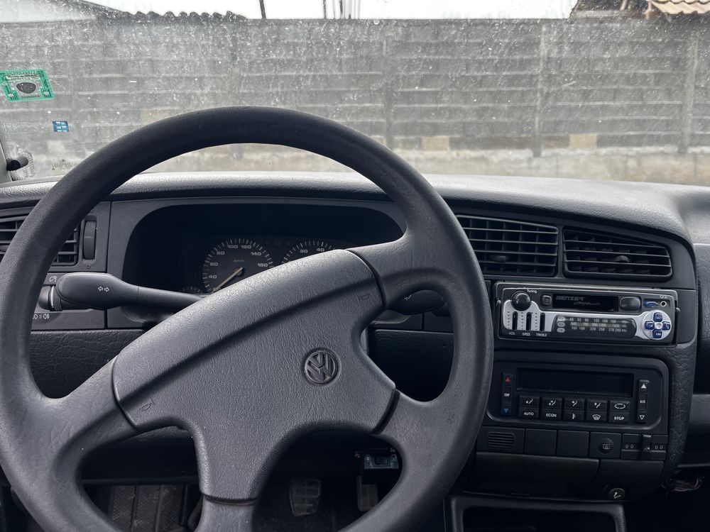 Продавам Golf 3 на части