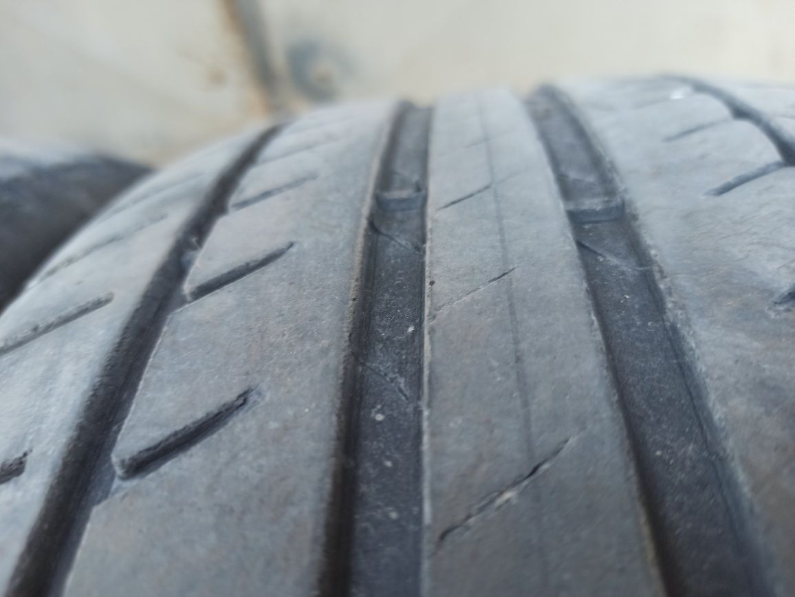 2 броя летни гуми Michelin 215 50 17