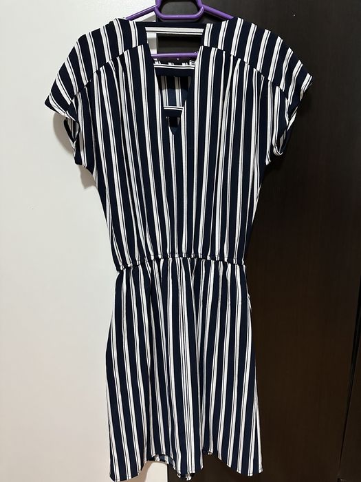 Vand rochita Vero Moda