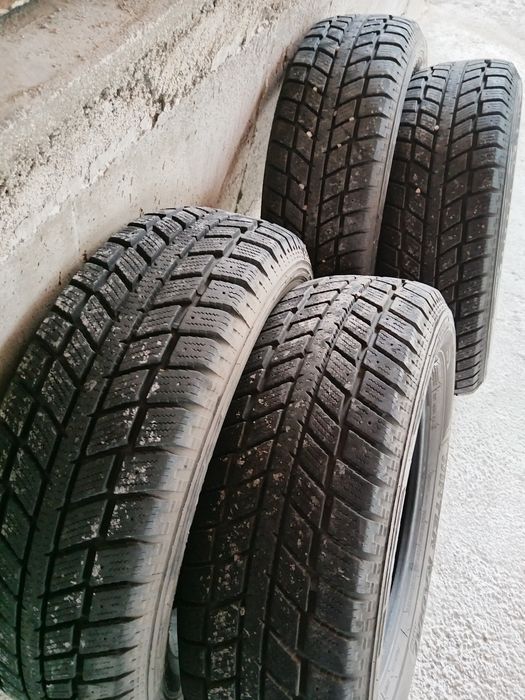 Зимни гуми 235 65 17 Kingstar.Winter radial