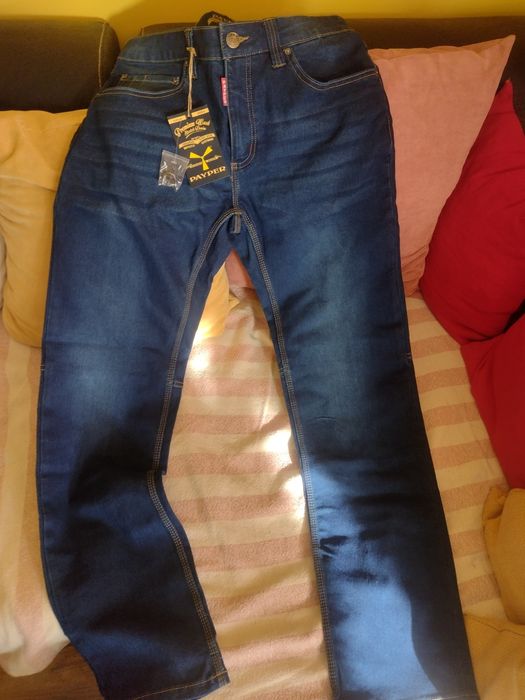 Дамски дънки р-р 48