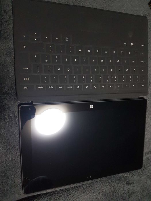 Vand ta ble ta windows surface fara incarcator