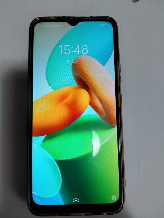 Продам смартфон Vivo Y02