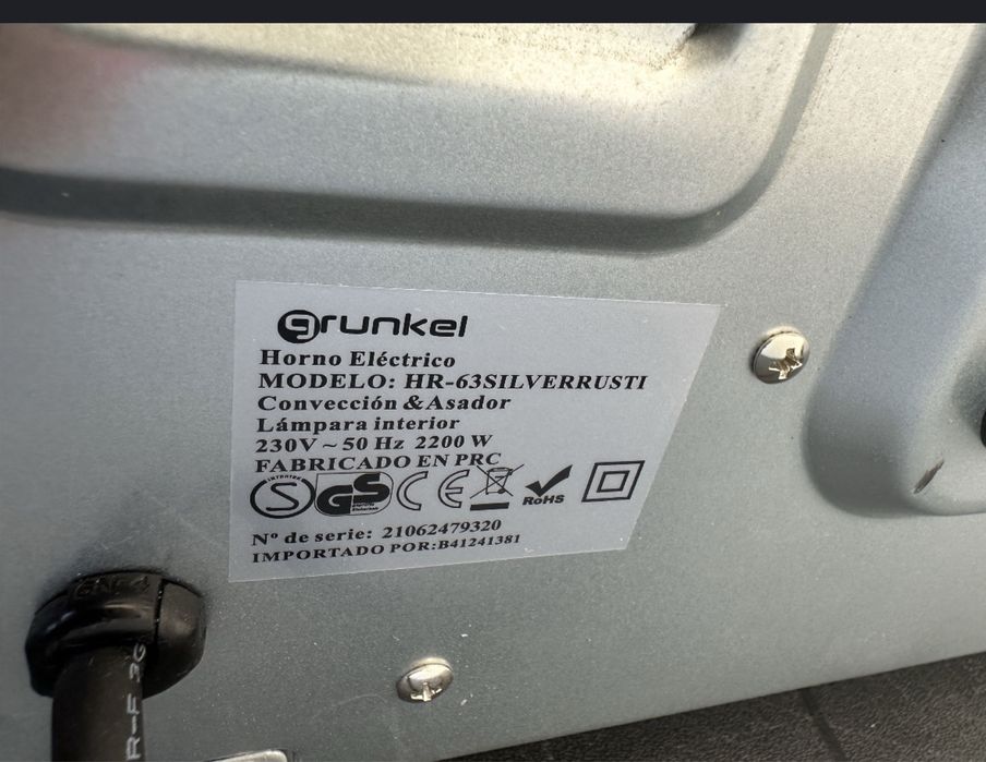 Coptor electric cu aer cald Grunkel 63L