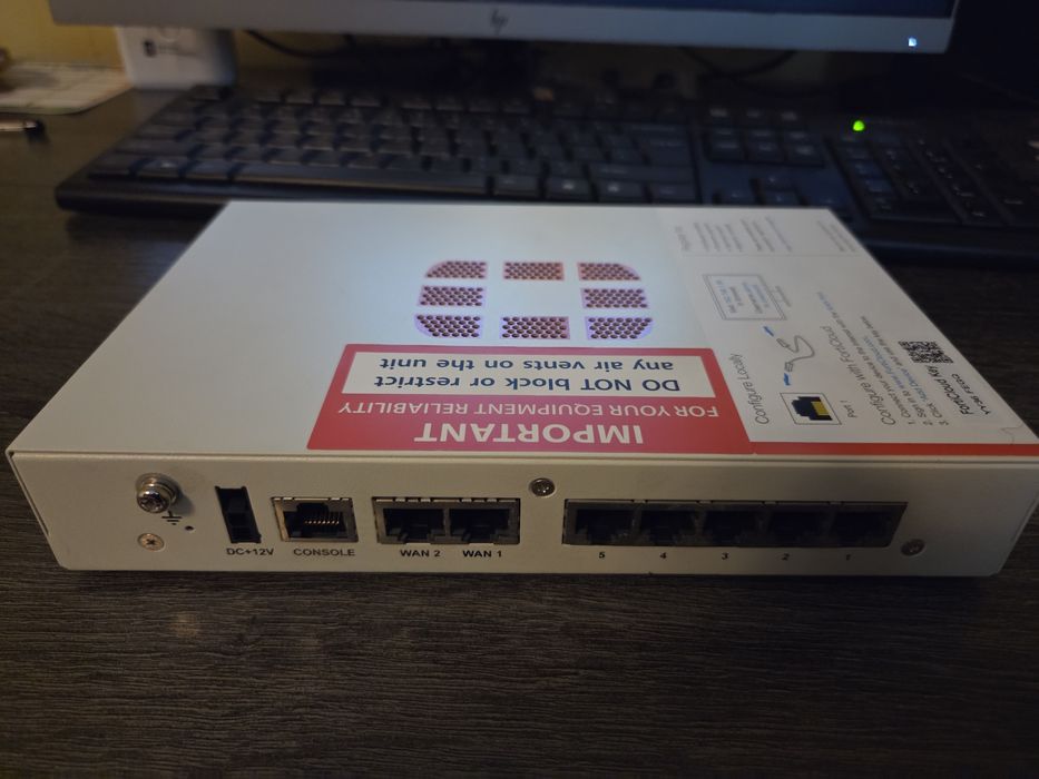Router Fortinet Fortigate 50E