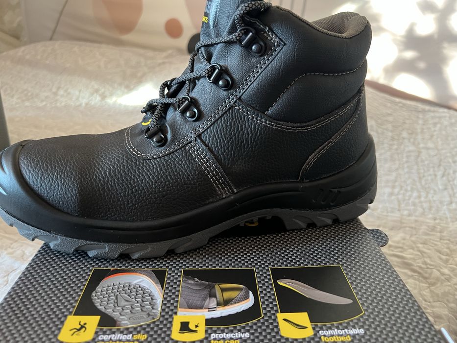 Ботинки Натуральная кожа