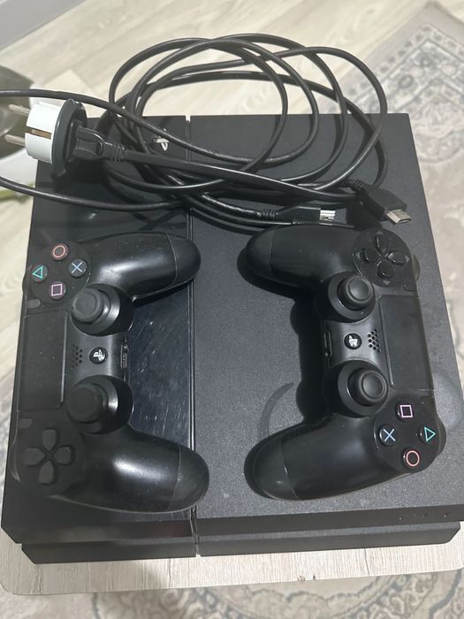 Продам playstation 4 512гб FAT