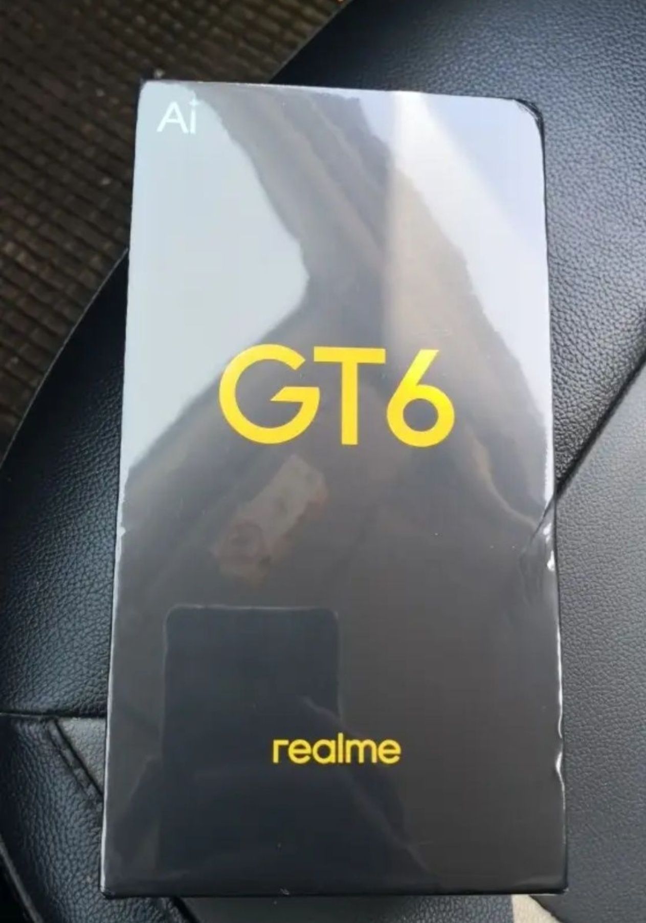 Продам Realme GT6