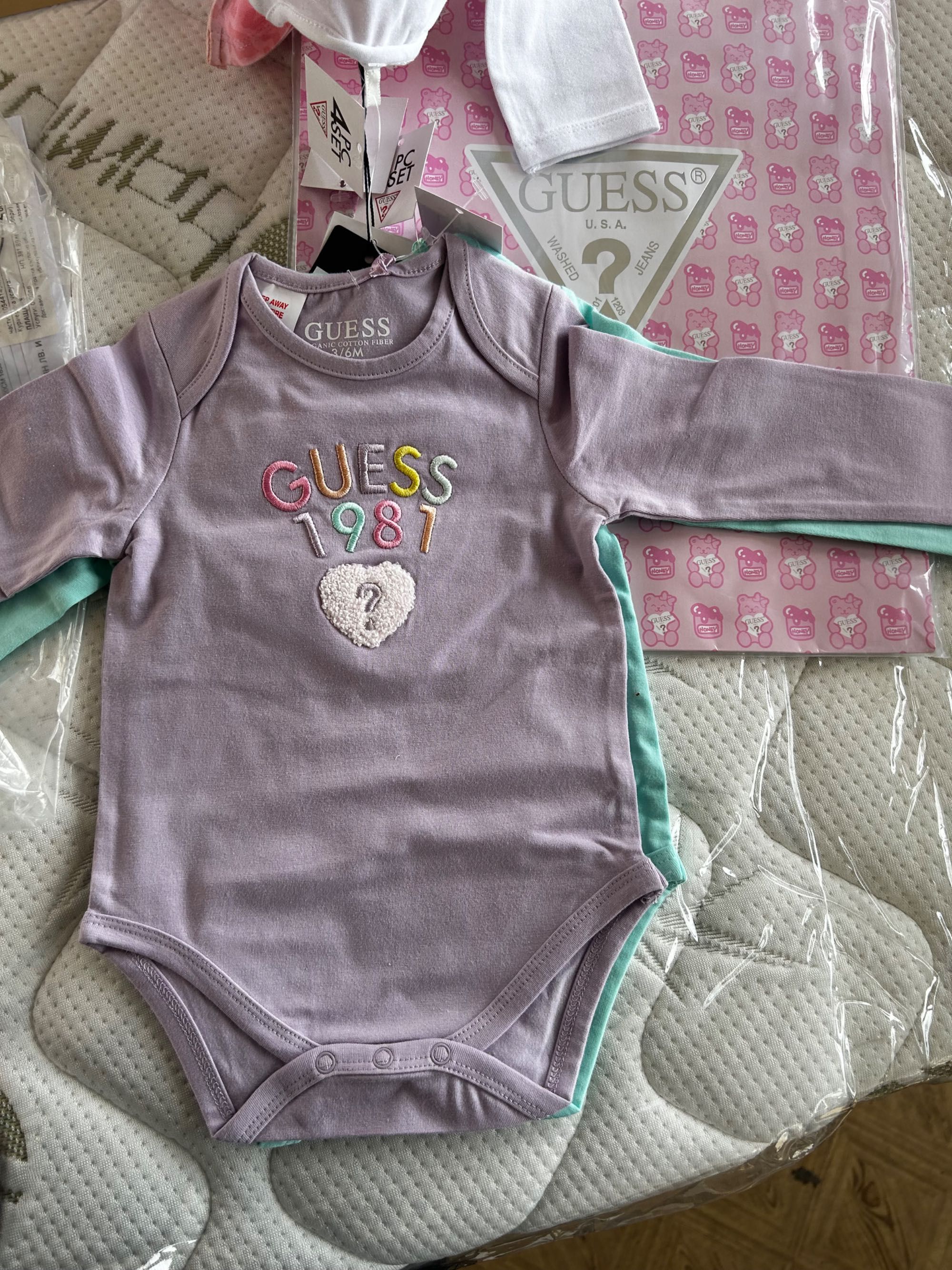 Бебешко боди Guess original