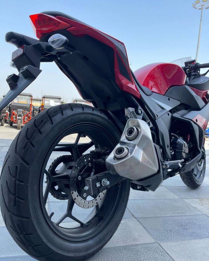 Bike 400 кубовый кредит, Байк Suzuki, 400 куб байк кредит