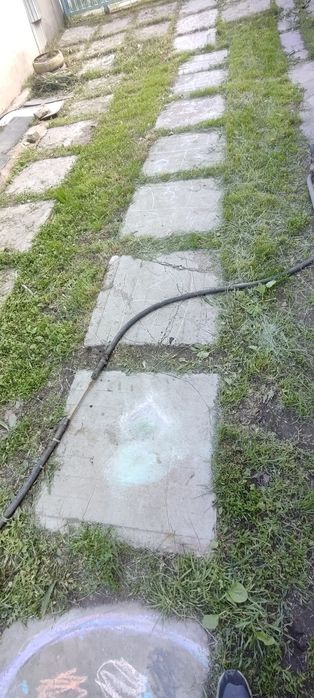 Продам плиты для двора и дачи дорожки