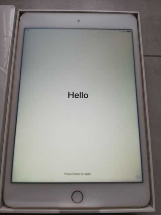 Tableta Apple Ipad mini 4 gold 128gb Wifi Noua