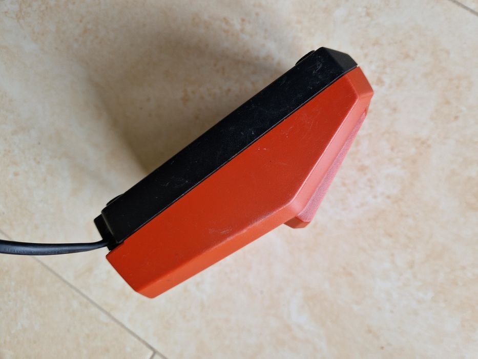Hilti C4/12 - 50  -  incarcator ( sursa )