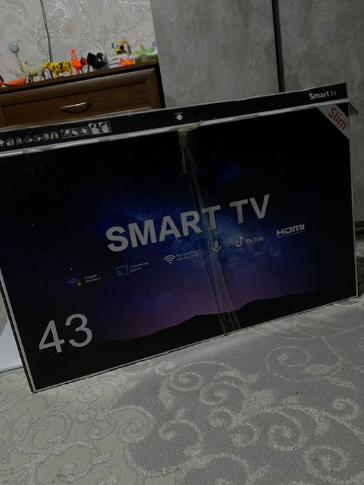 Телевизор новый диагональ -109 см  Smart tv