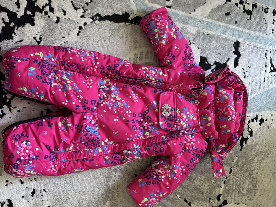 Комбинезон для девочек в отличном состояний