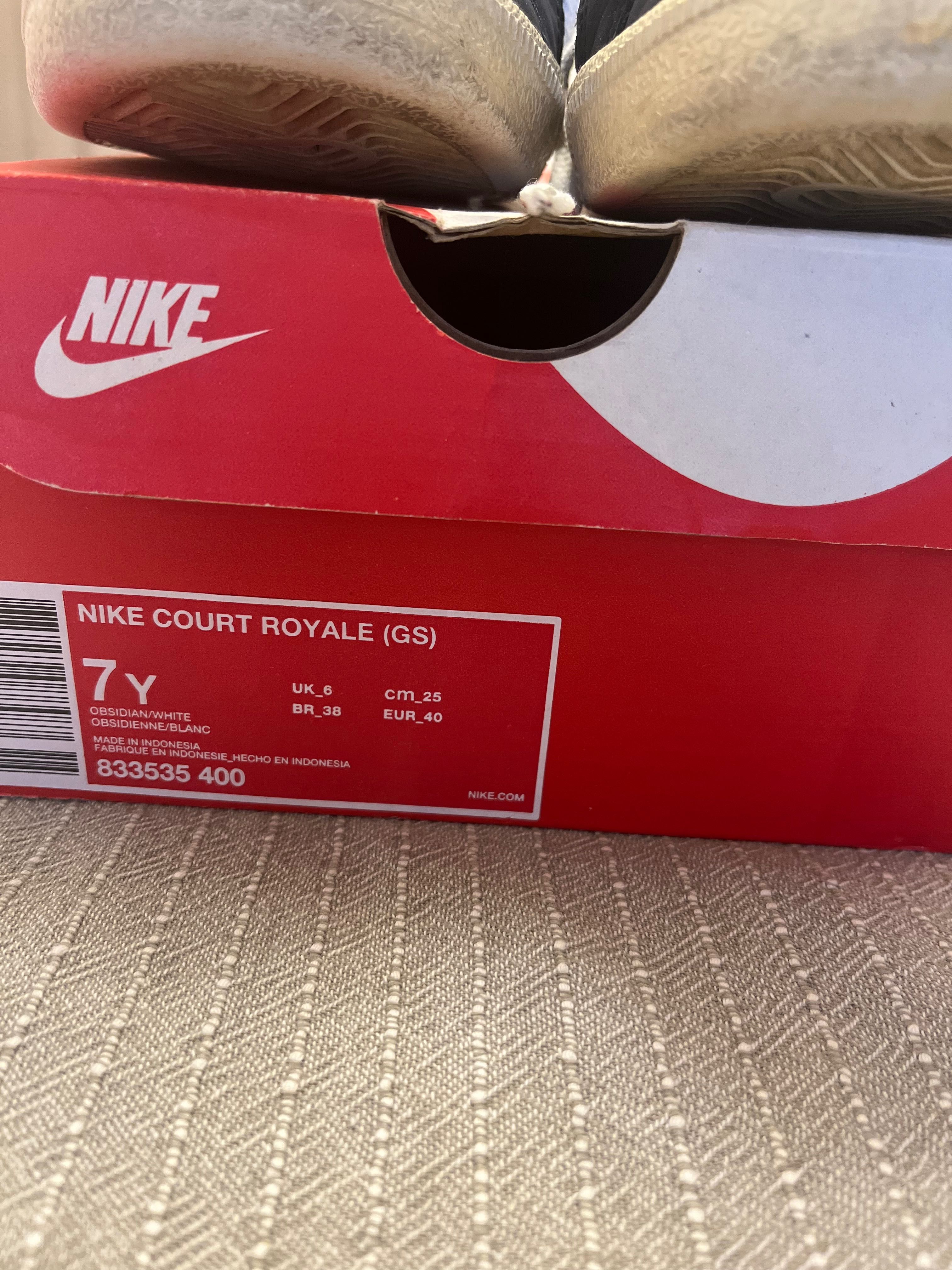 Маратонки Nike Court Royale, номер 40