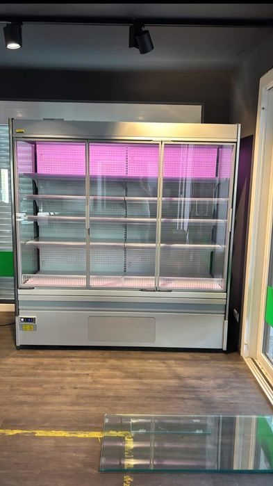 Frigider vitrină profesional RIGO GEM M1 – 1,87 m – 2023 – Germania