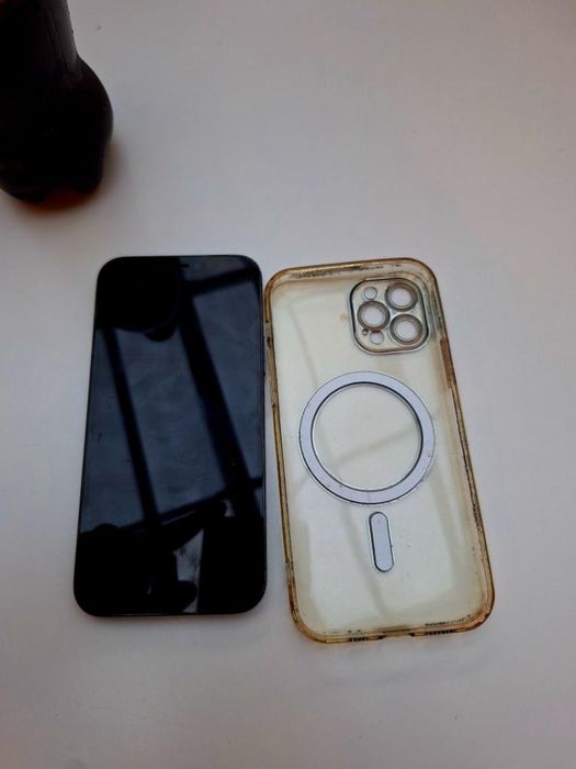 Vand iphone 12pro stare foarte bine 256gb