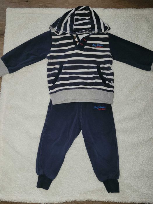 Бебешки Анцуг за Момче - 12-18м