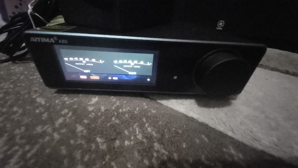 Amplificator audio 300 watts cu Bluetooth 5.2