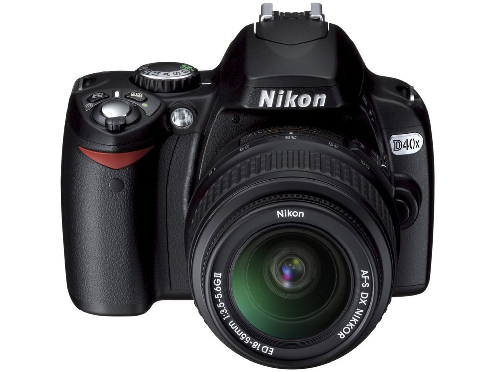 NIKON d40x с AF-S NIKKOR DX 18-55 VR