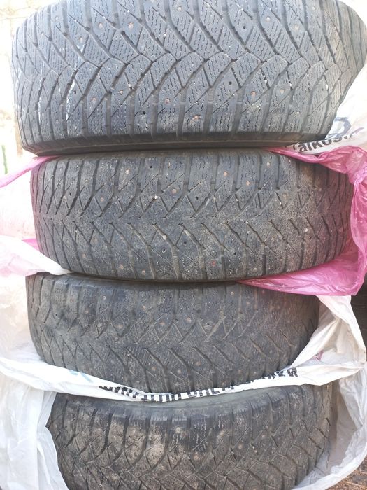 Продам б/у резину на 16.зима.
