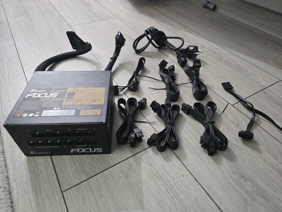 Sursa Seasonic 850W, FOCUS GX Series, 80 PLUS Gold, Full modulara