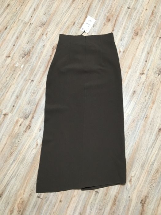 Fusta asimetrica Zara