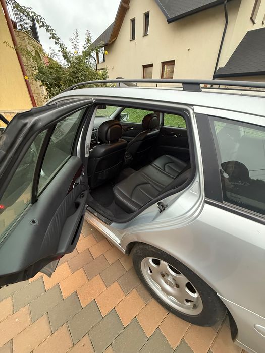 Mercedes Benz e class