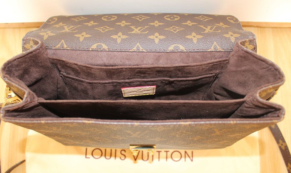 Дамската чанта Louis Vuitton Pochette Métis