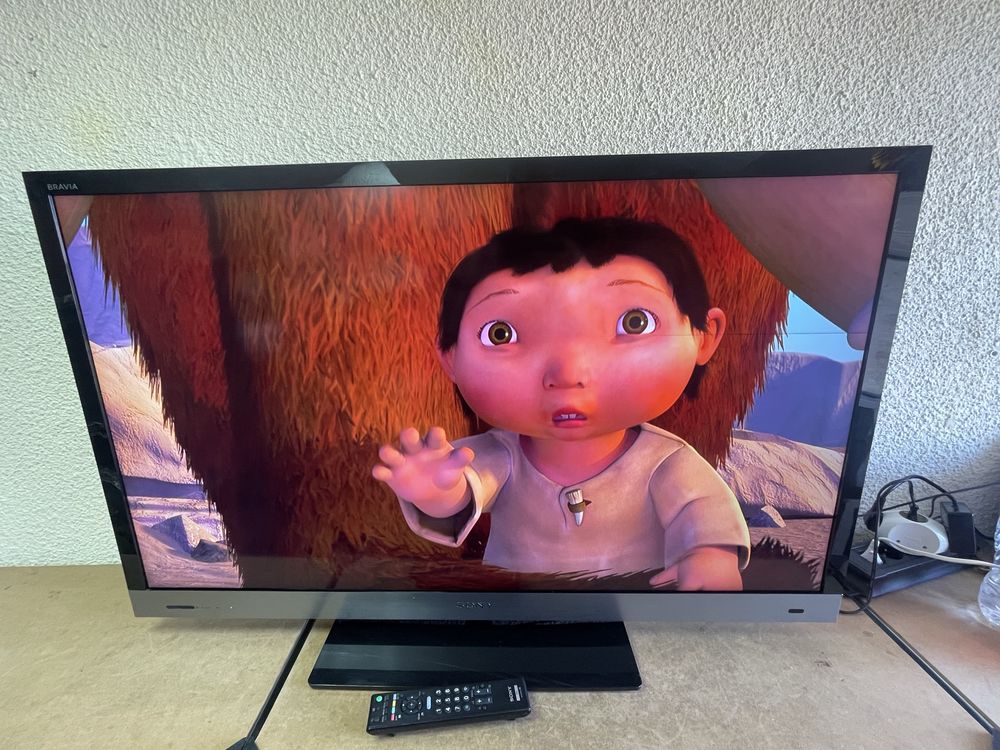 Телевизор SONY Full HD LED 46“ - KDL-46EX729