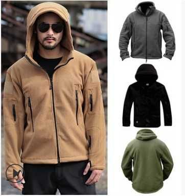 Поларено яке с качулка