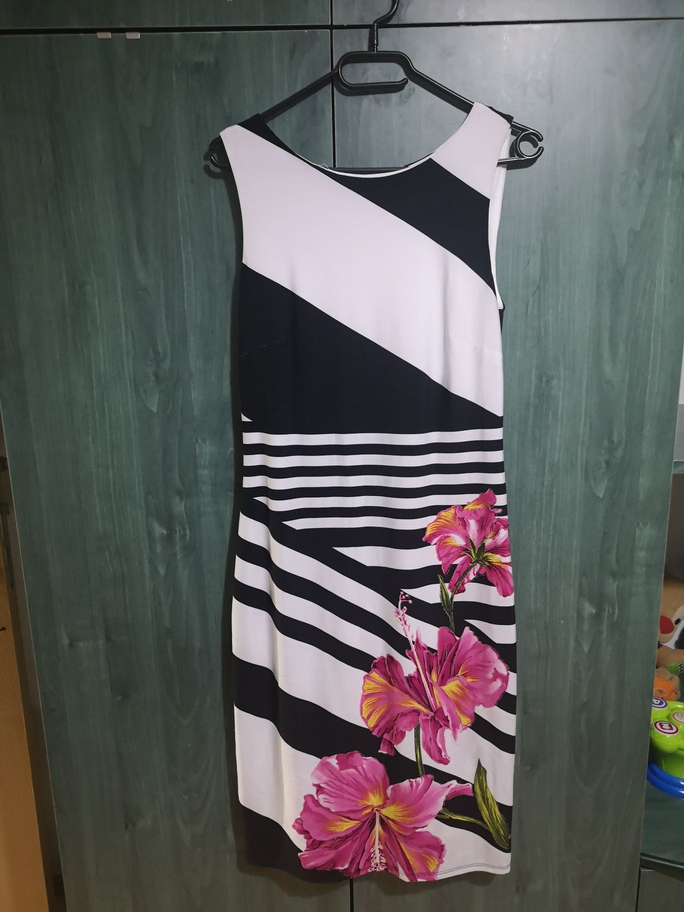 Rochie cu captuseala 38