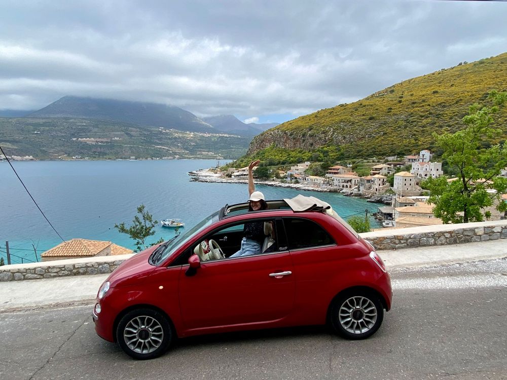 Vand Fiat 500 rosu decapotabil