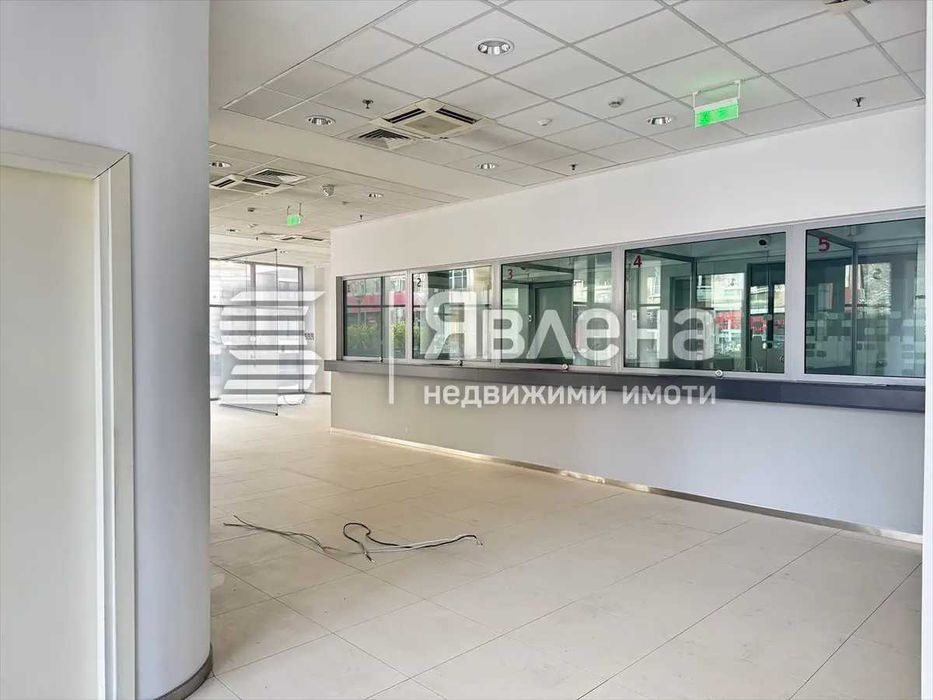 Дава се под наем Офис в София, Център - 320 кв.м за 5425.89 € - Снимка #1