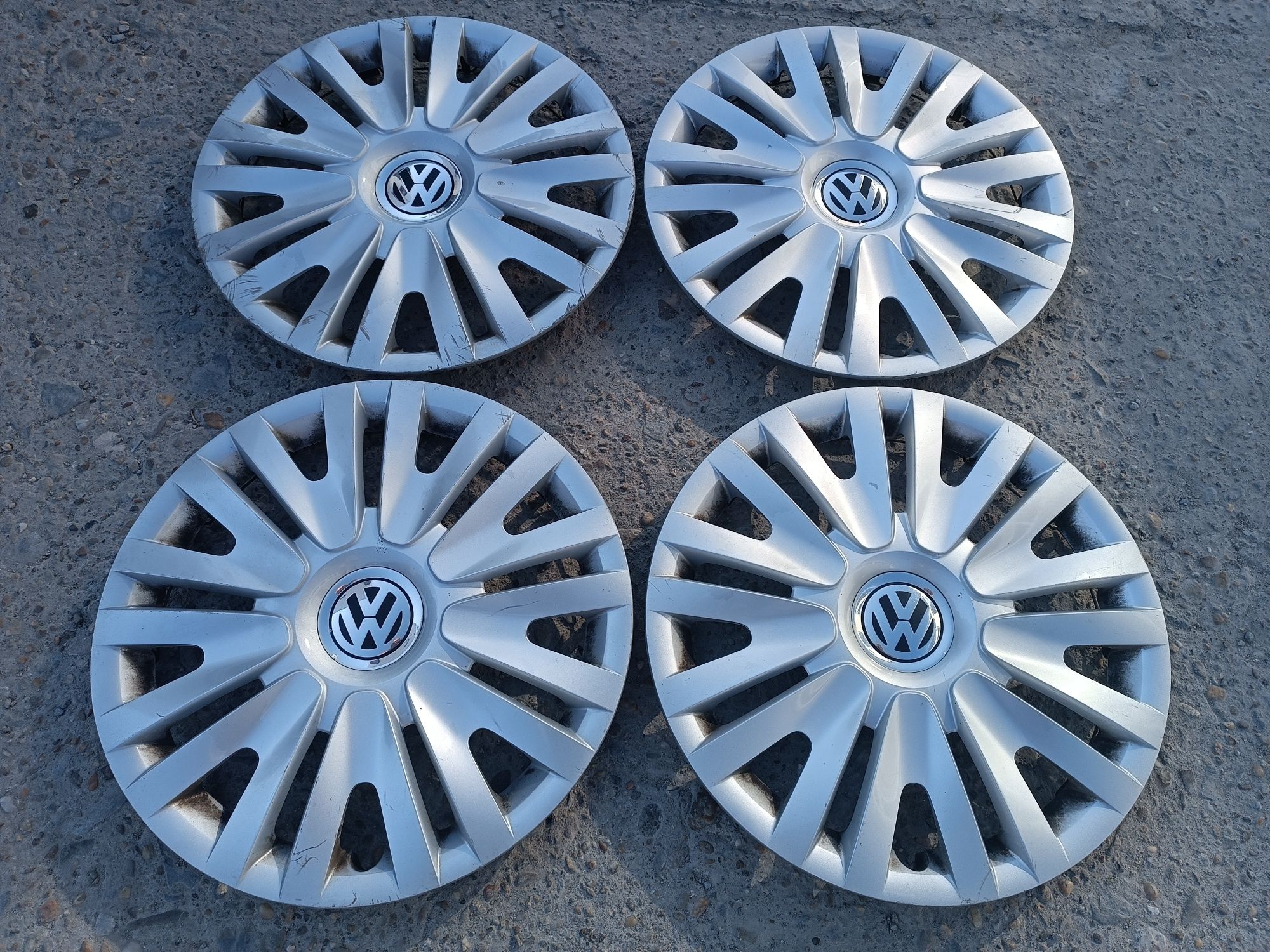 Оригинални тасове VW 15 цола