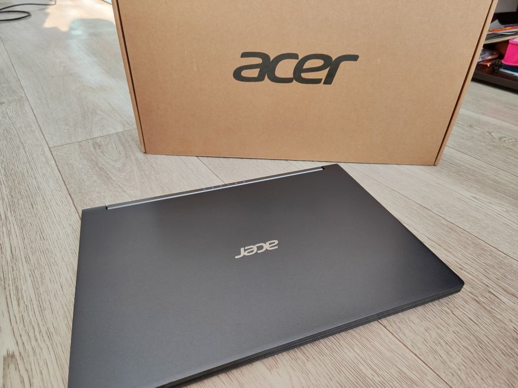 Игровой ноутбук Acer Aspire 7