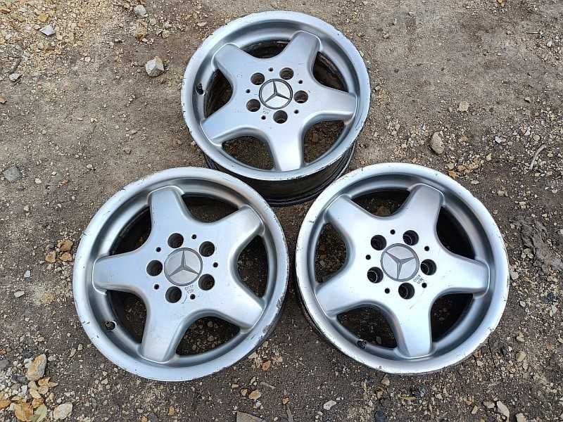 Продам ТРИ оригинальных диска фирмы "Rondell" на автомашину Mercedes.