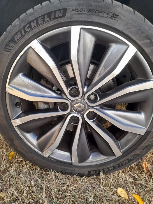 Jante Renault R 19 cu anvelope vara