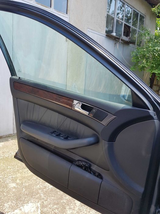 Audi A6 2.4i на части