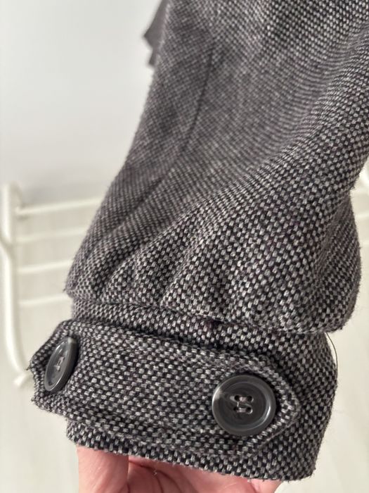 NOU! Sacou scurt, elegant, cu detalii feminine