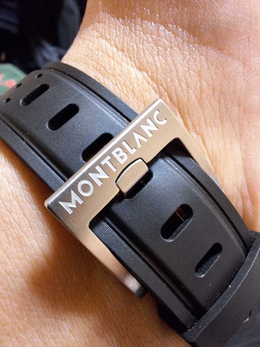 Montblanc

Timewalker Date Black Dial Rubber Strap Men's Watch 116059