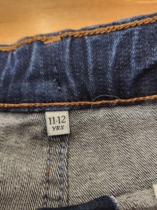 Детски дънки за момче възраст 11-12 години