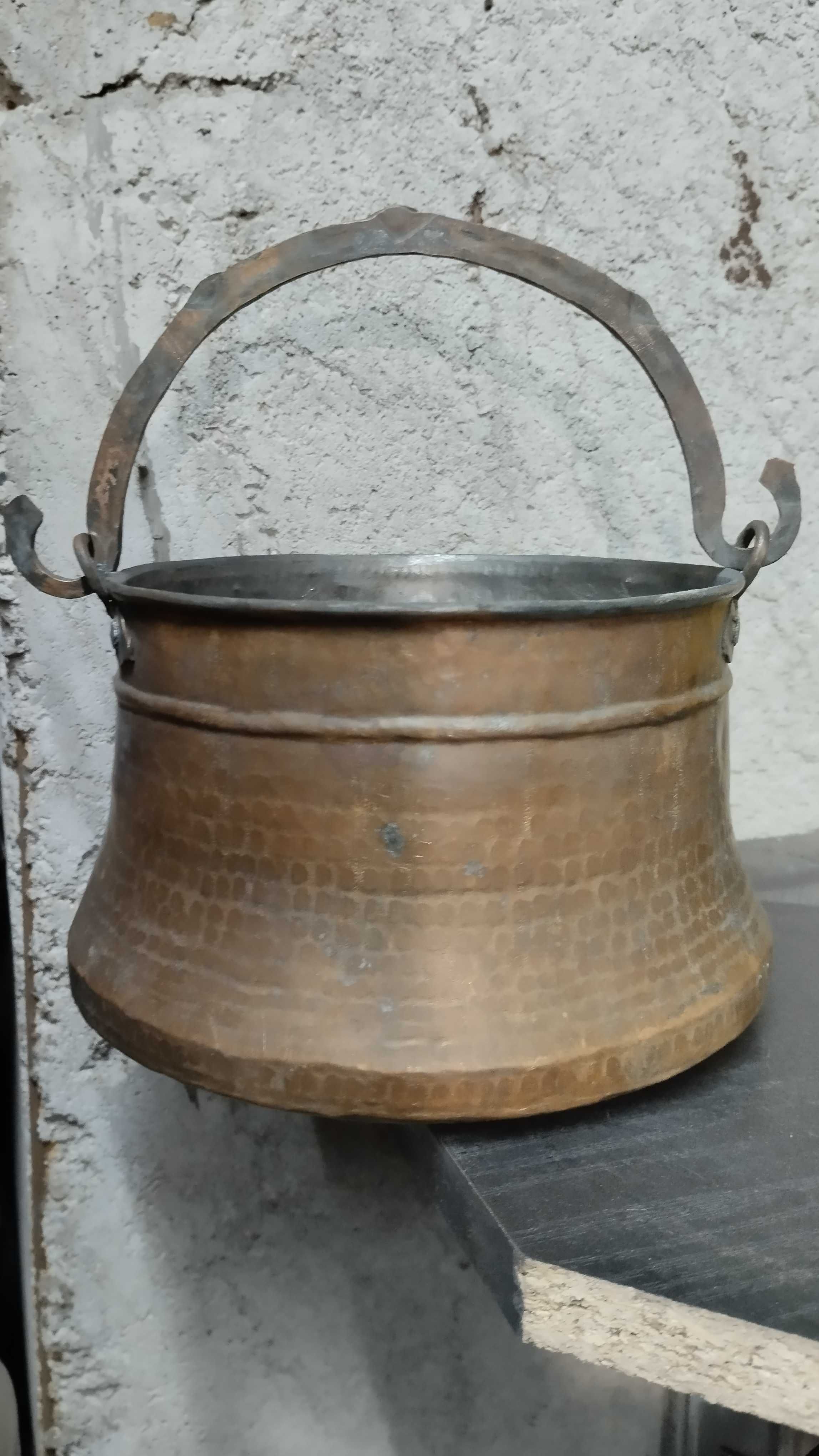 Бакъри, менци, котли стари