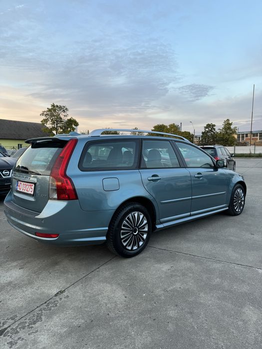 Volvo V50 2.0diesel R-desing 2009