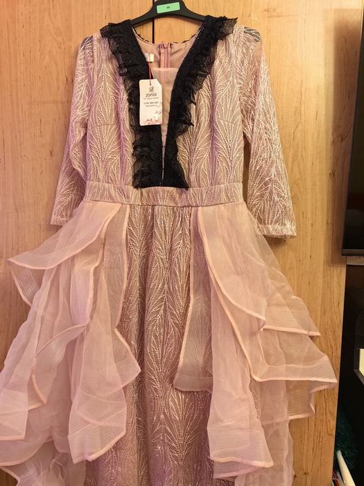 Rochie cu trena nouă zonia