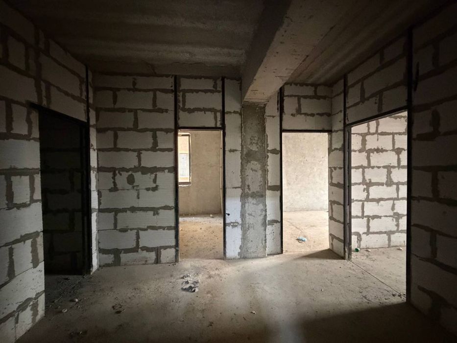 Сотилади! 2-Қаватли Каробка Квартира – Кармана Ситида