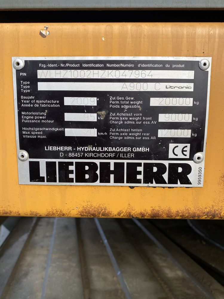Excavator liebherr A900