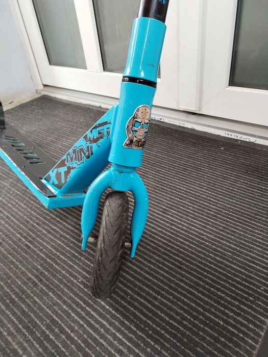 TROTINETA MADD MGP DIRT XT Terrain freestyle scooter
