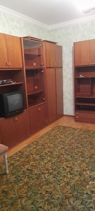 КАДЫШЕВА 1 комнатная с обстановкой. Только одному или 2 человека